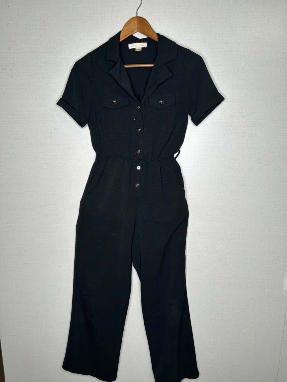 Monteau Los Angeles Black Collared Button Front Jumpsuit XS